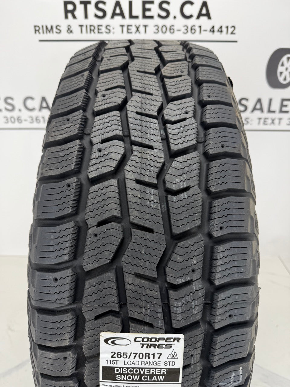 265/70/17 Cooper DISCOVERER SNOW CLAW Studdable Winter Tires