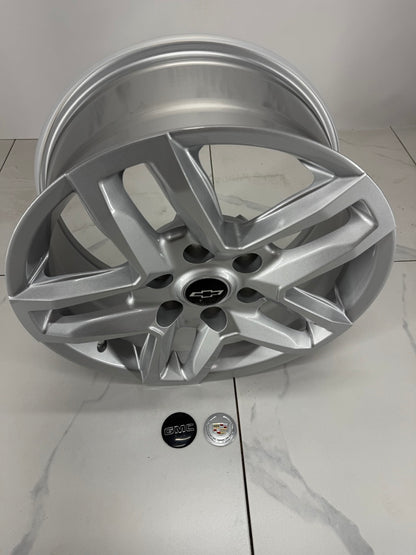 18x8 Replica 353 Silver Rims 6x139