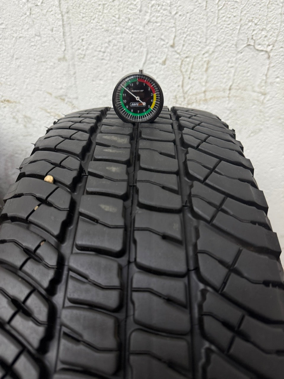 LT 245/75/17 Michelin AT2 E All Season Tires (Near new)