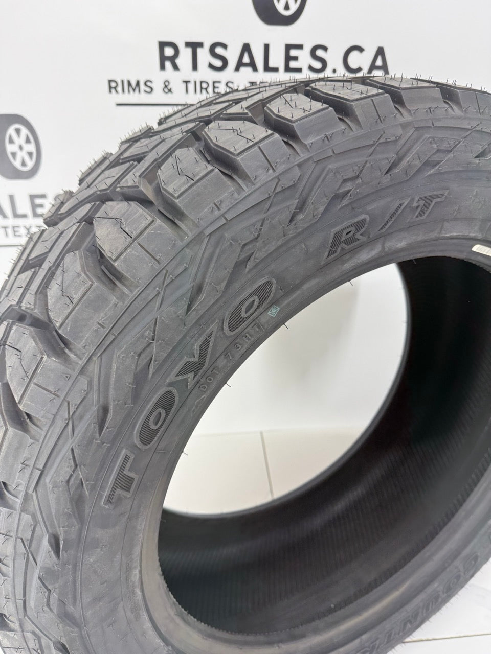 LT 295/55/22 Toyo R/T Trail All Season 10 Ply