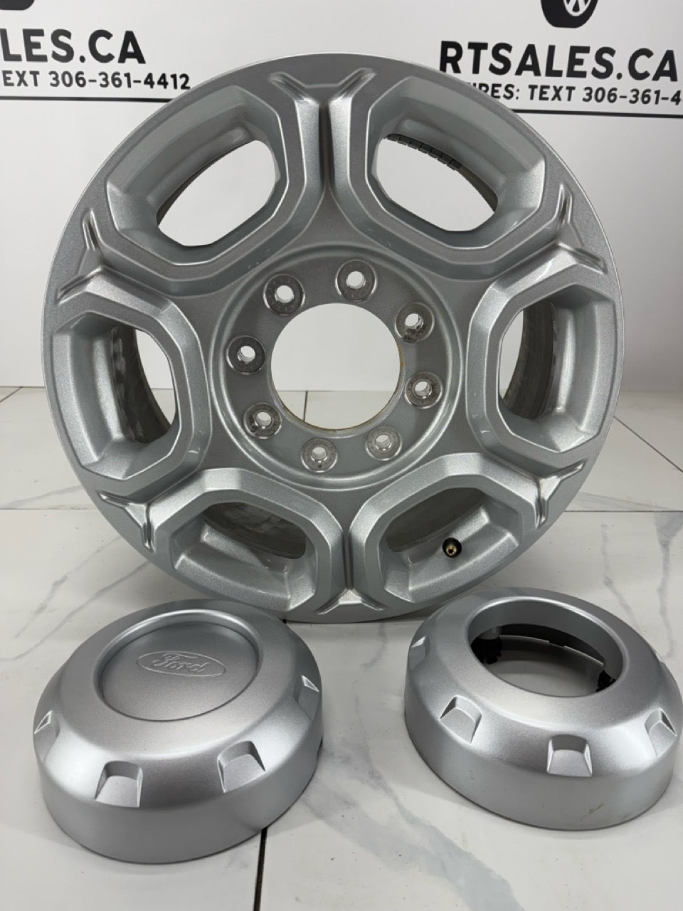 18x8 Ford F250/350 Super Duty OEM Takeoff Rims 8x170