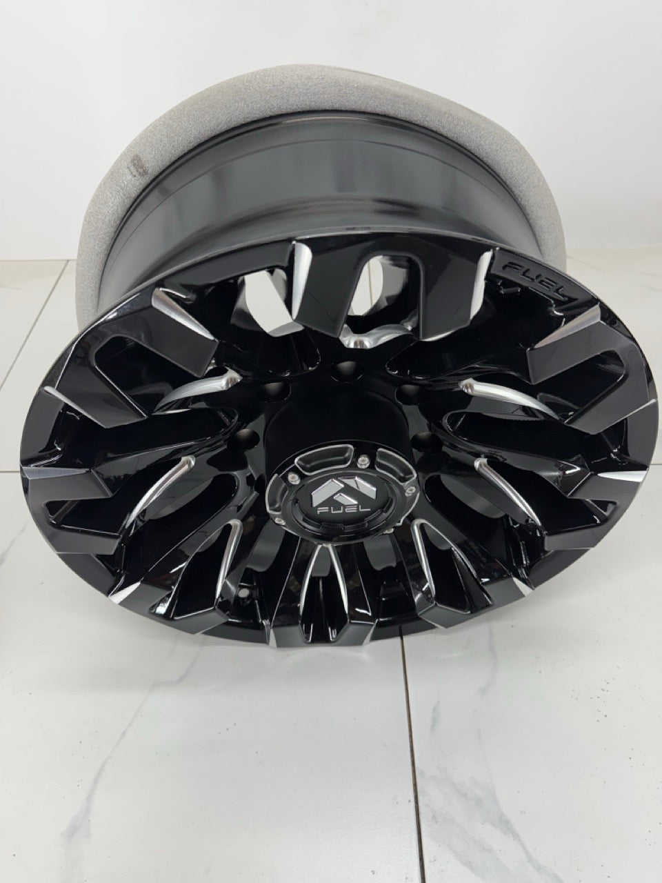 18x9 Fuel Quake Rims 8x170 +1