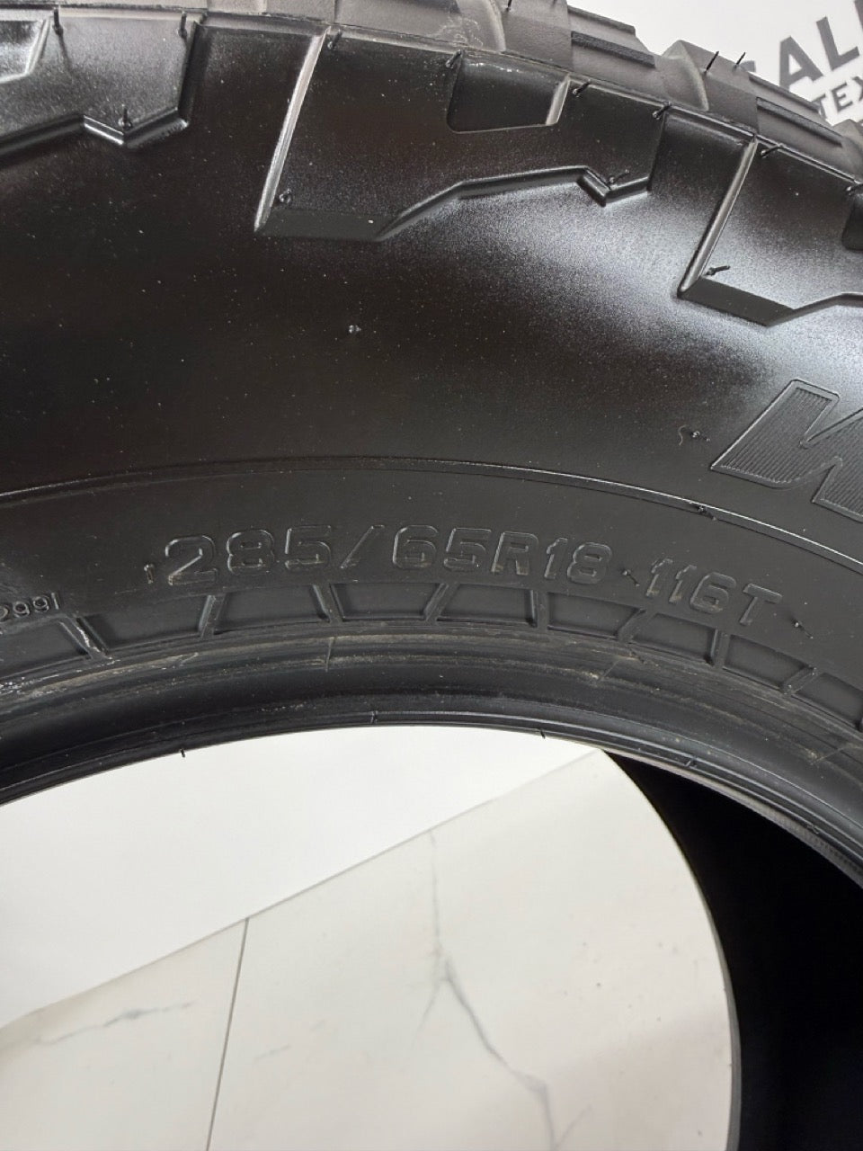 285/65/18 Falken WILDPEAK A/T AT3W All Season Tires (Takeoffs)