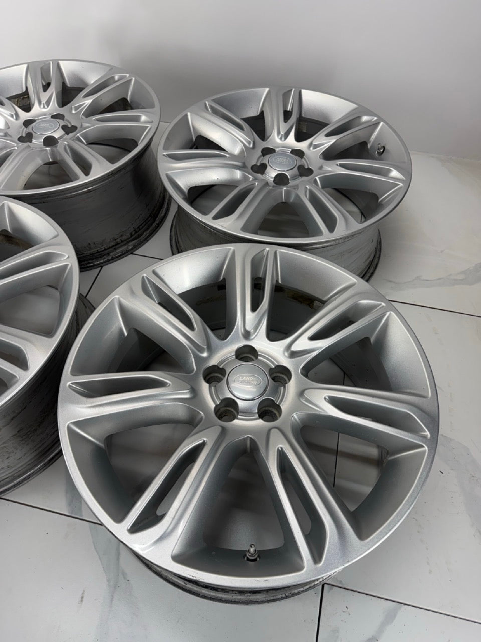 20x8.5 Factory OEM Land Rover Rims 5x108 (Used)