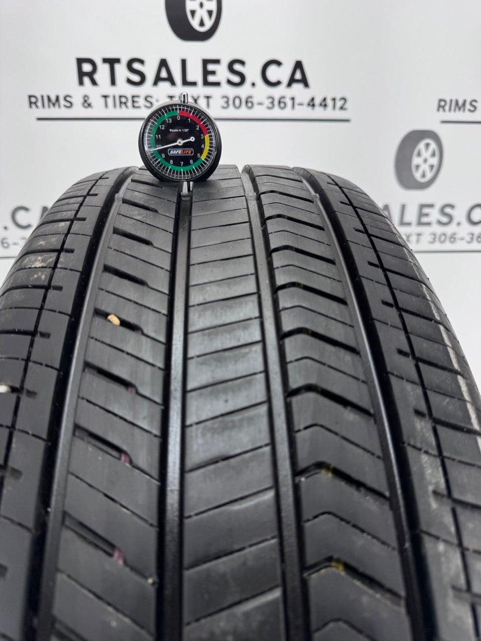 265/55/20 Yokohama Geolandar X-CV 20" tires (takeoffs)