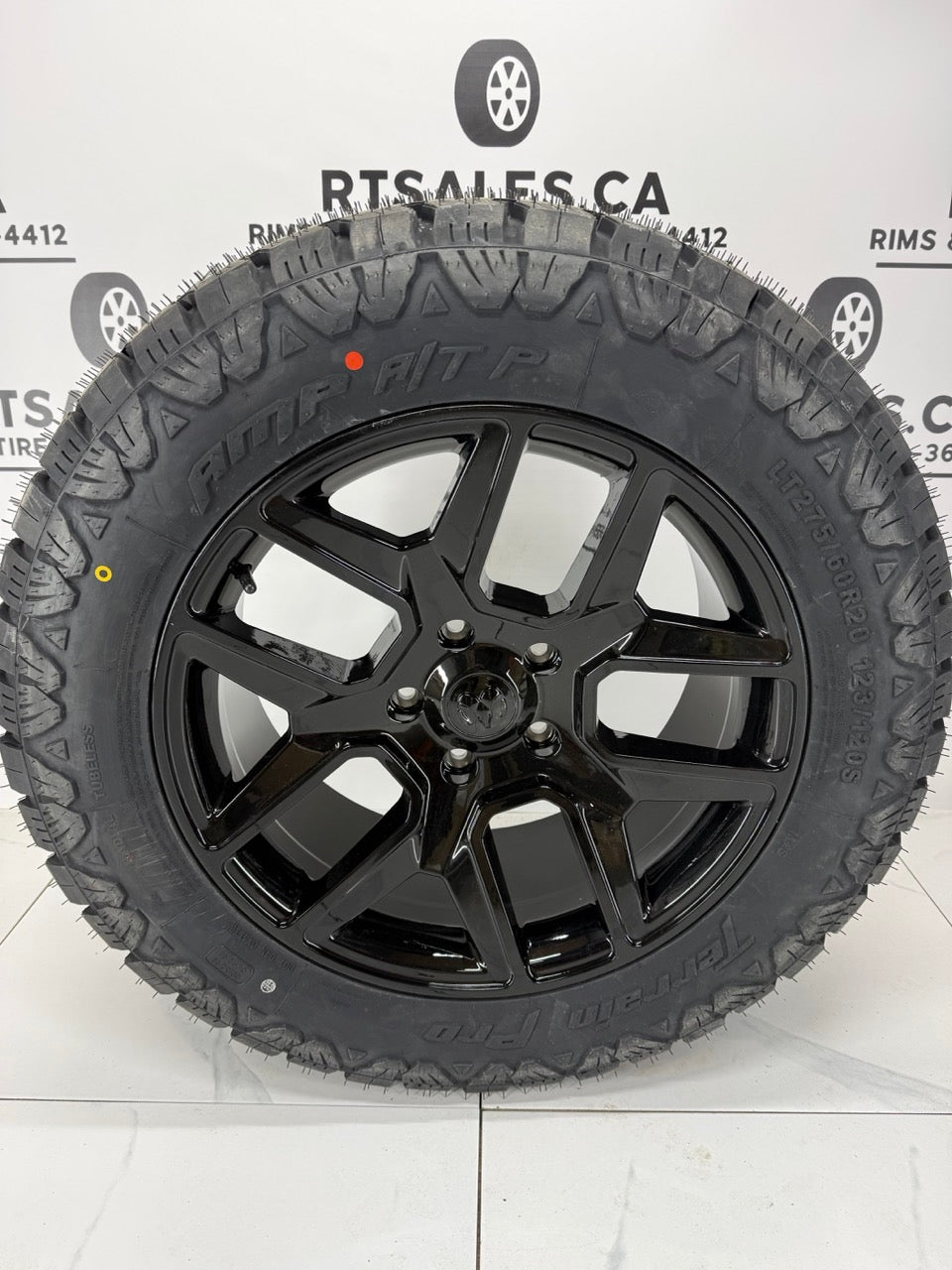 LT 275/60/20 AMP Pro All Terrain Tires on 20" Rims 5x139.7