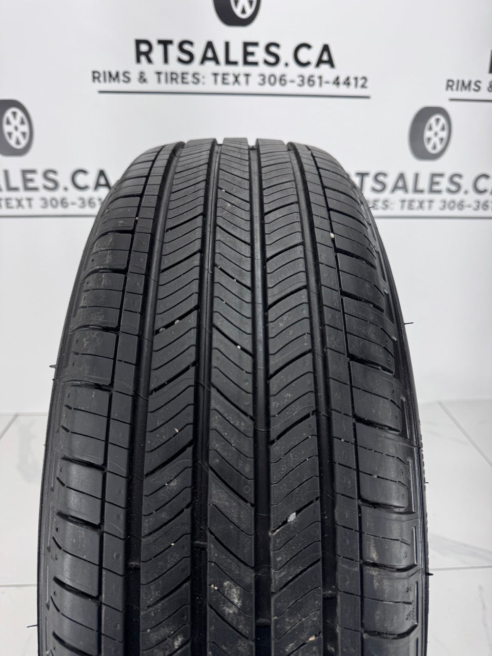 225/60/18 Michelin All Season Tires (Takeoffs)