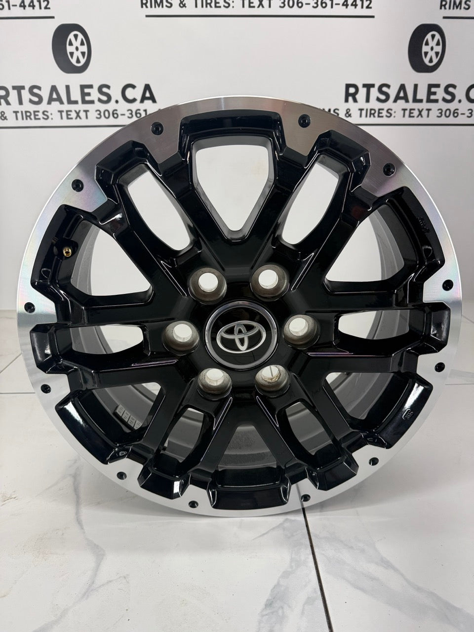 18x7.5 Toyota Rims 6x139.7 (Takeoffs) Tacoma, Tundra, 4Runner