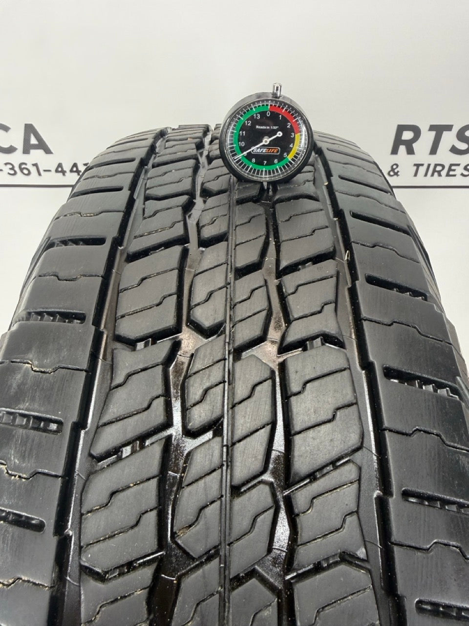 265/70/18 Michelin LTX Trail All Season tires (Light use)