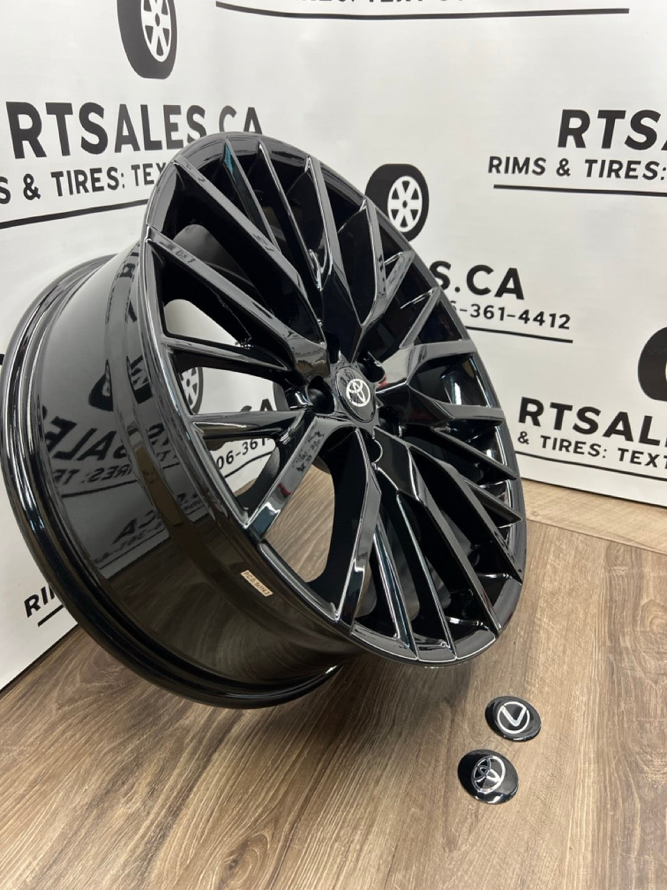 18x8 Replica R224 Rims 5x114.3