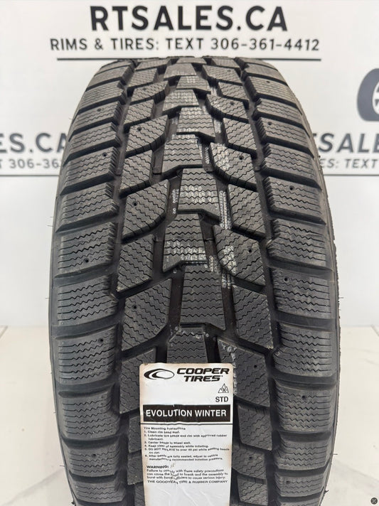 205/65/16 Cooper Evolution Winter Studdable