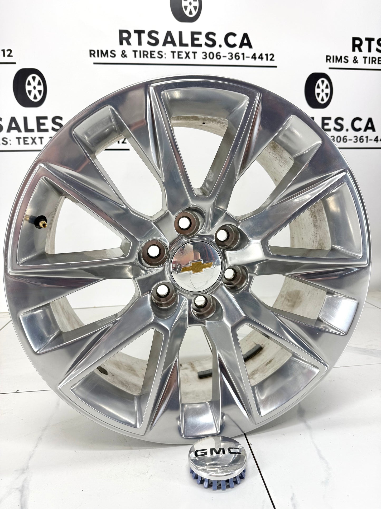 20x9 Chevy Silverado LTZ Factory OEM Polished Rims 6x139.7 (Takeoffs) - R&T Sales
