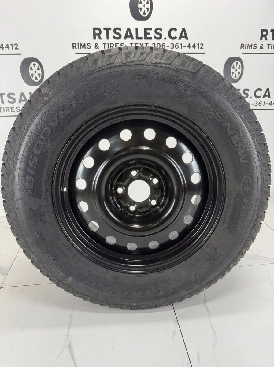 Cooper Snow Claw Winter Tires on 17" Rims 5x139