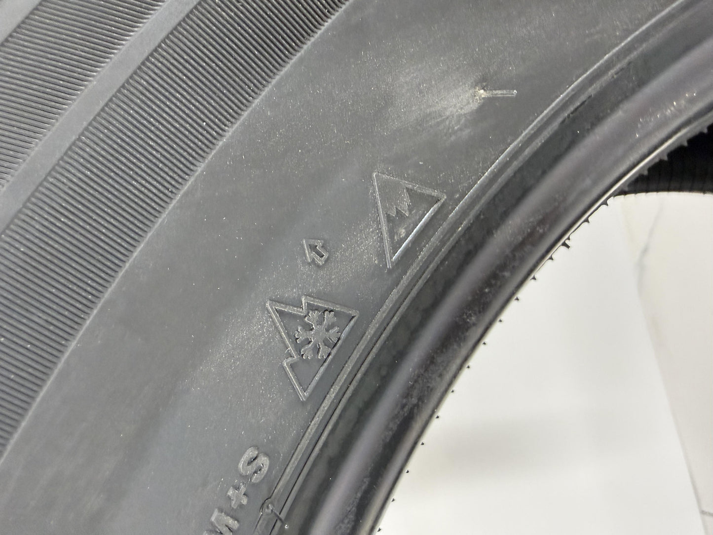 175/65/15 Bridgestone BLIZZAK ICEPEAK Winter