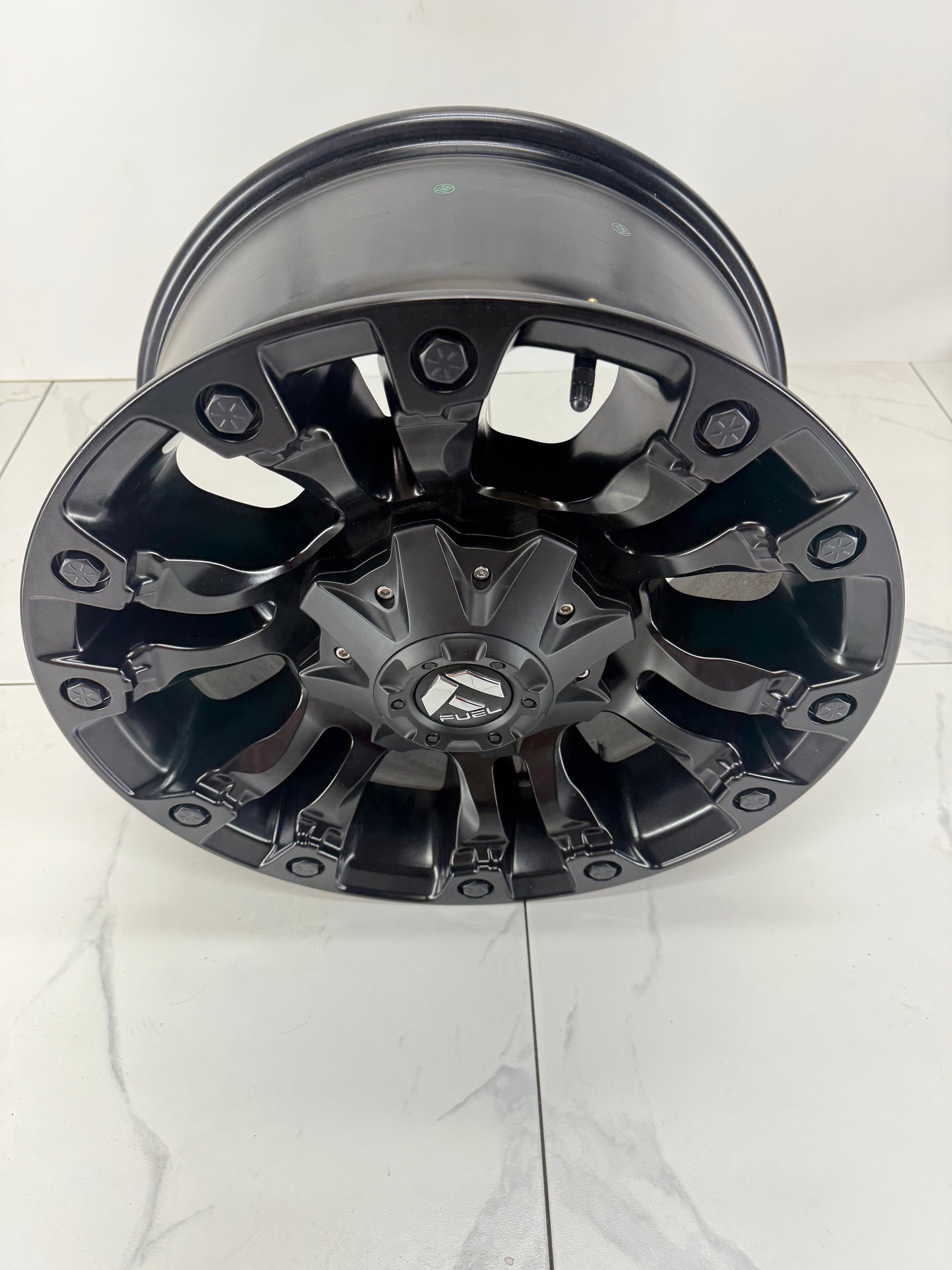 18x9 Fuel Vapor matte black rim 8x180 +20 — barrel and profile