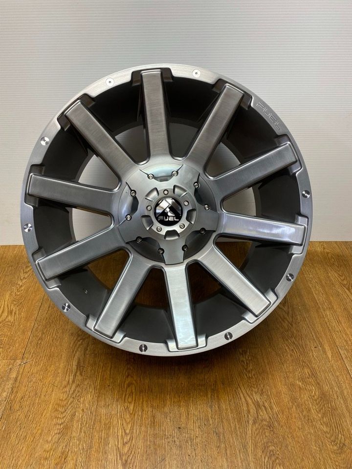 20x10 Fuel Contra Rims 8x165