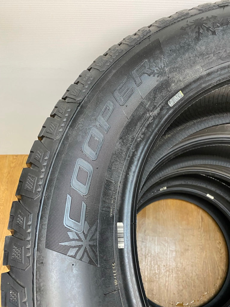 275/55/20 Cooper Discoverer Snow Claw Winter FOUR 20 inch Tires