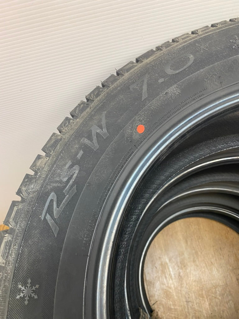 225/60/18 Cooper Starfire RS-W 7.0 Winter Tires - R&T Sales 
