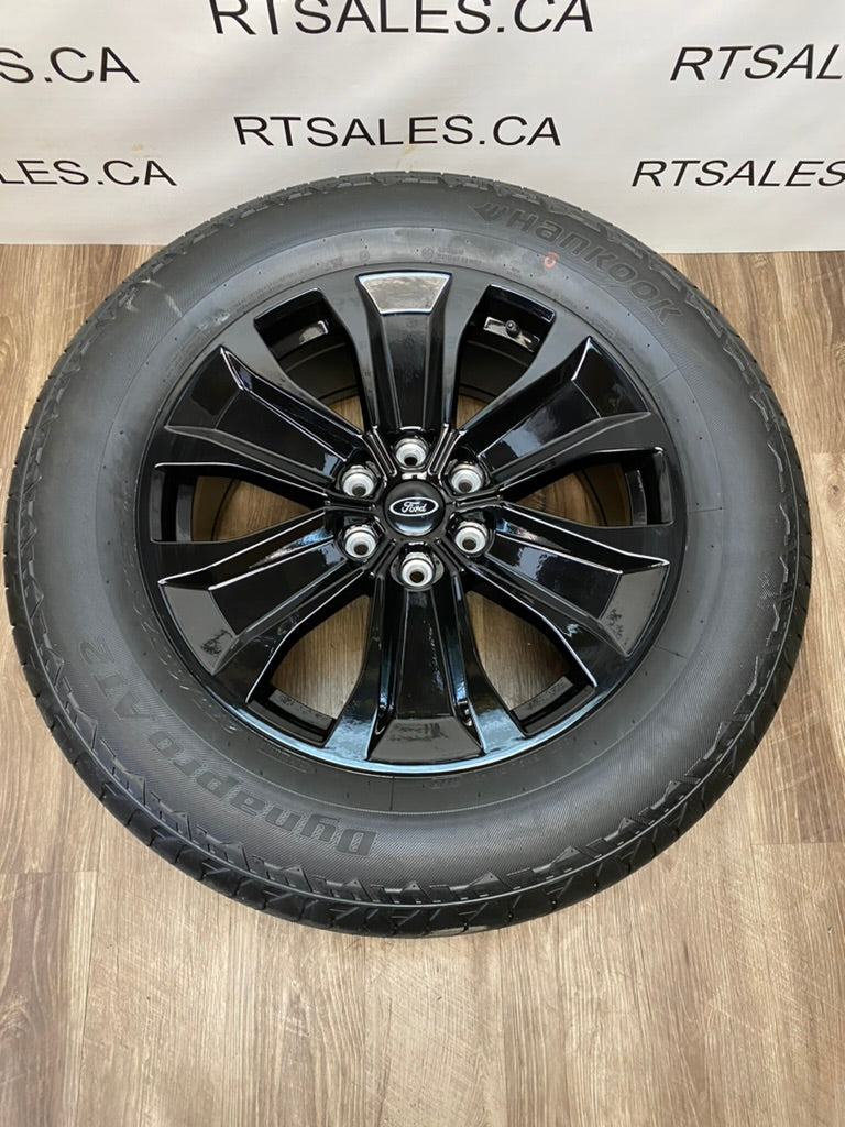 275/60/20 Hankook 20" tires on Ford F-150 rims / 6x135